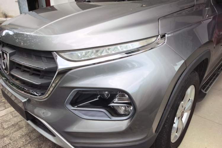 Used Baojun 510 2017 1.5L Manual Fashion Model Left Front Headlight