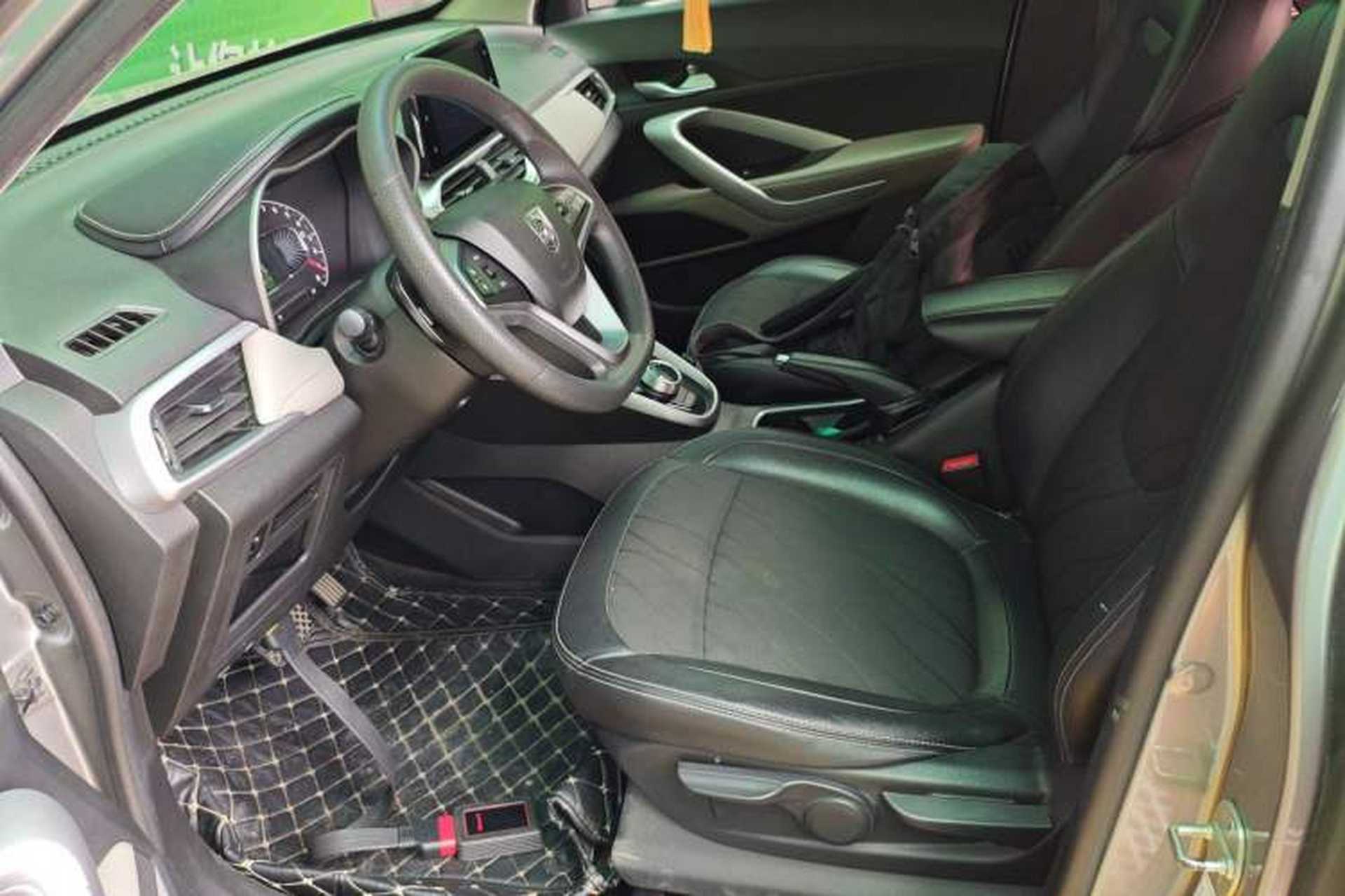 Used Baojun 510 2017 1.5L Automatic Fashion Model Left Front Seat