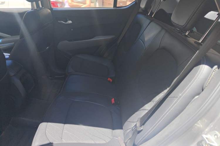 Used Baojun 510 2017 1.5L Manual Fashion Model Left Rear Seat