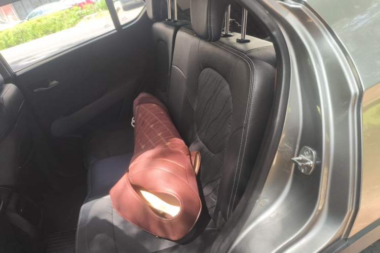 Used Baojun 510 2017 1.5L Manual Fashion Model Left Rear Seat