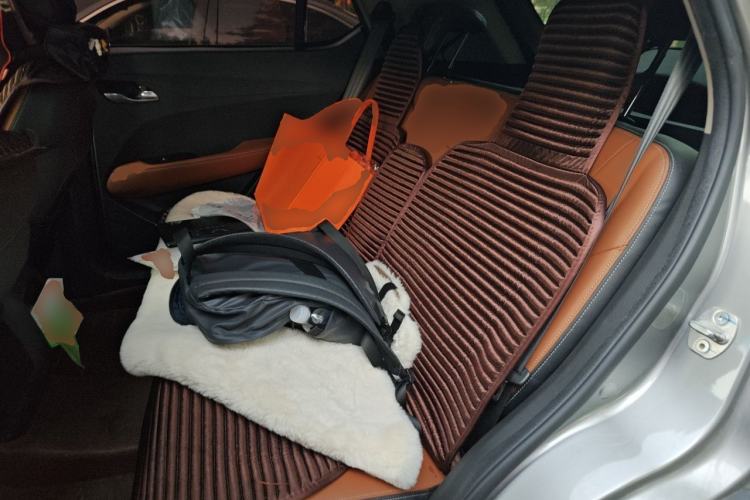 Used Baojun 510 2017 1.5L Automatic Luxury Model Left Rear Seat
