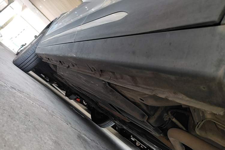 Used Baojun 510 2017 1.5L Automatic Fashion Model Left Side Sill