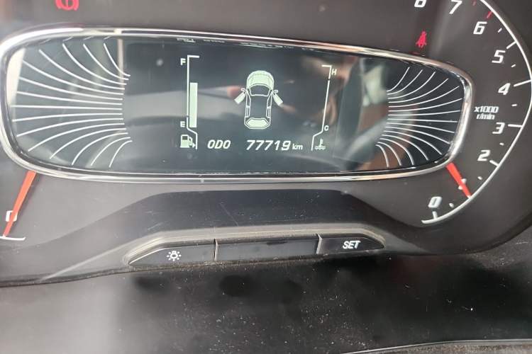 Used Baojun 510 2017 1.5L Manual Luxury Model Odometer Close Up