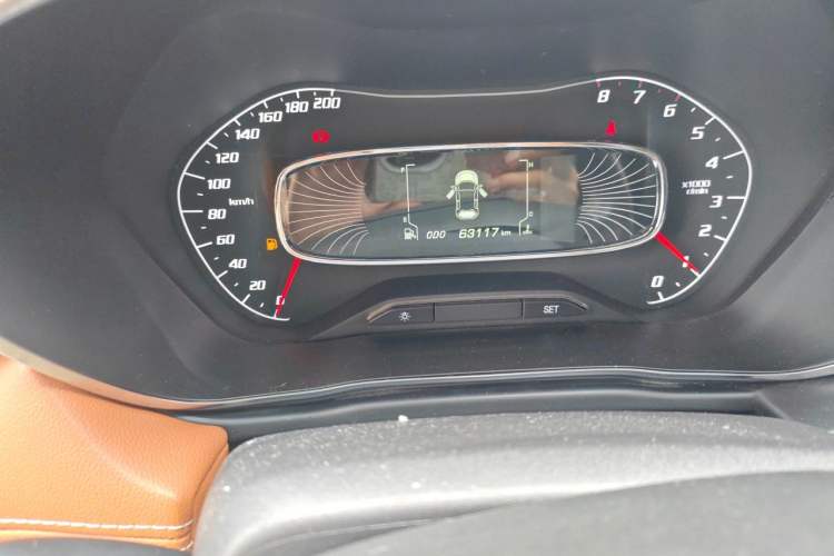 Used Baojun 510 2017 1.5L Manual Luxury Model Odometer Close Up