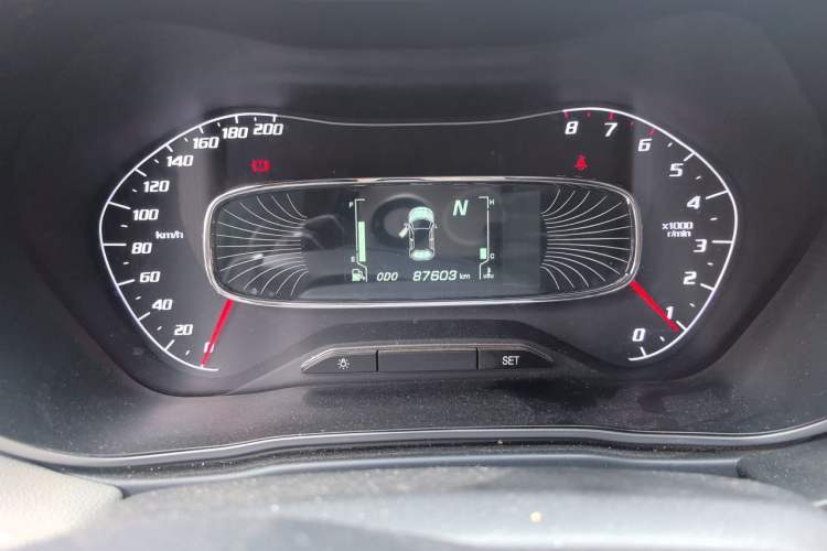 Used Baojun 510 2017 1.5L Automatic Fashion Model Odometer Close Up
