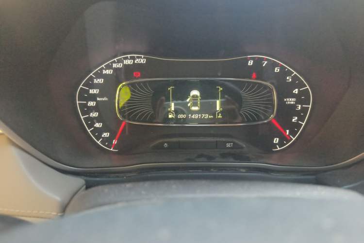 Used Baojun 510 2017 1.5L Manual Fashion Model Odometer Close Up