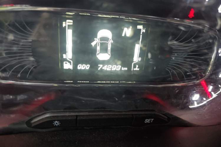Used Baojun 510 2017 1.5L Automatic Luxury Model Odometer Close Up