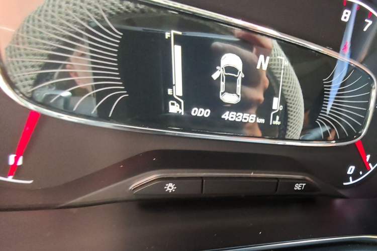 Used Baojun 510 2017 1.5L Automatic Luxury Model Odometer Close Up