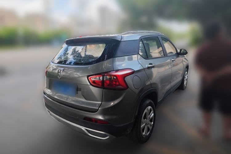 Used Baojun 510 2017 1.5L manual Comfort trim Rear Right 45 Deg