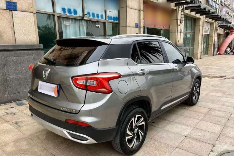 Used Baojun 510 2017 1.5L Automatic Fashion Model Rear Right 45 Deg