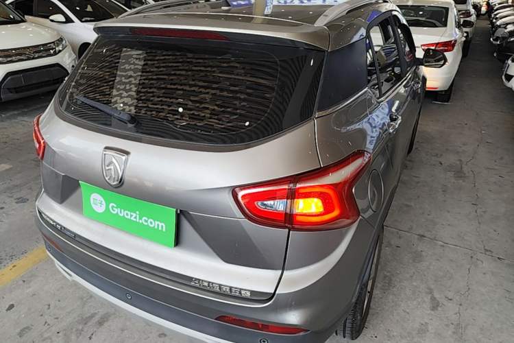 Used Baojun 510 2017 1.5L Automatic Fashion Model Rear Right 45 Deg