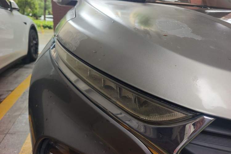 Used Baojun 510 2017 1.5L Automatic Fashion Model Right Front Headlight