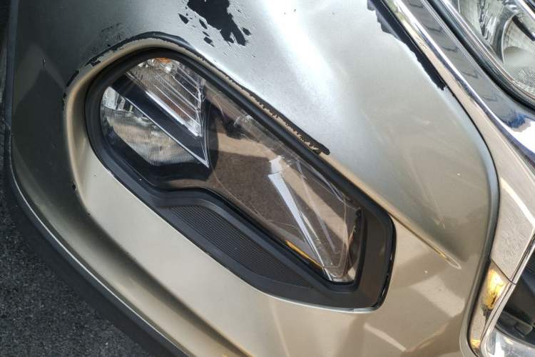 Used Baojun 510 2017 1.5L Manual Luxury Model Right Front Headlight