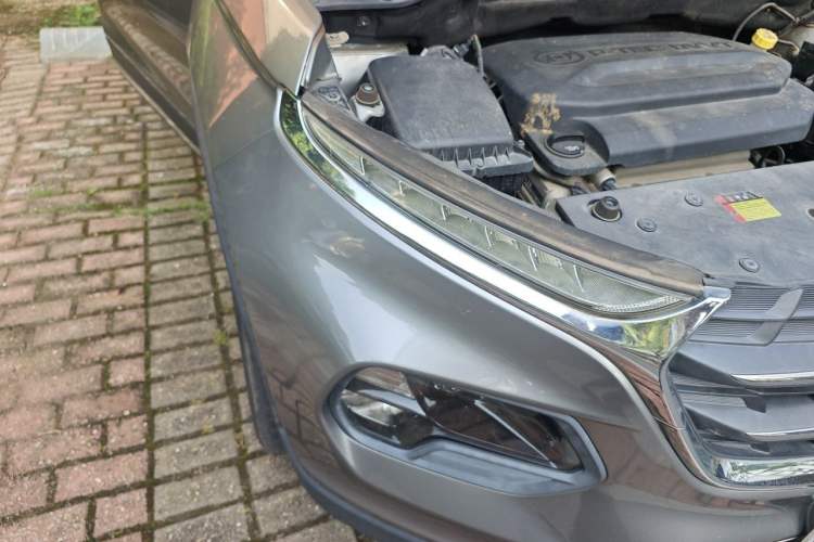 Used Baojun 510 2017 1.5L Automatic Luxury Model Right Front Headlight