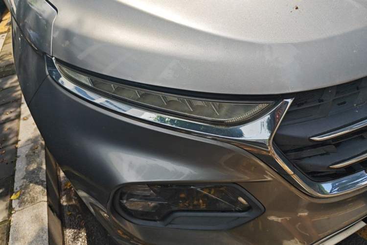 Used Baojun 510 2017 1.5L Automatic Luxury Model Right Front Headlight