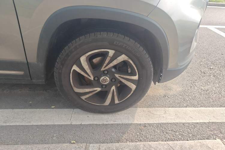 Used Baojun 510 2017 1.5L Manual Luxury Model Right Front Wheel Hub
