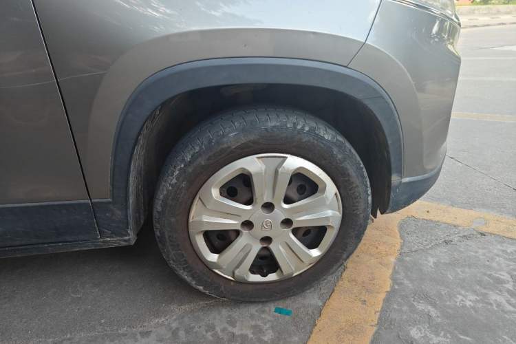 Used Baojun 510 2017 1.5L manual Comfort trim Right Front Wheel Hub