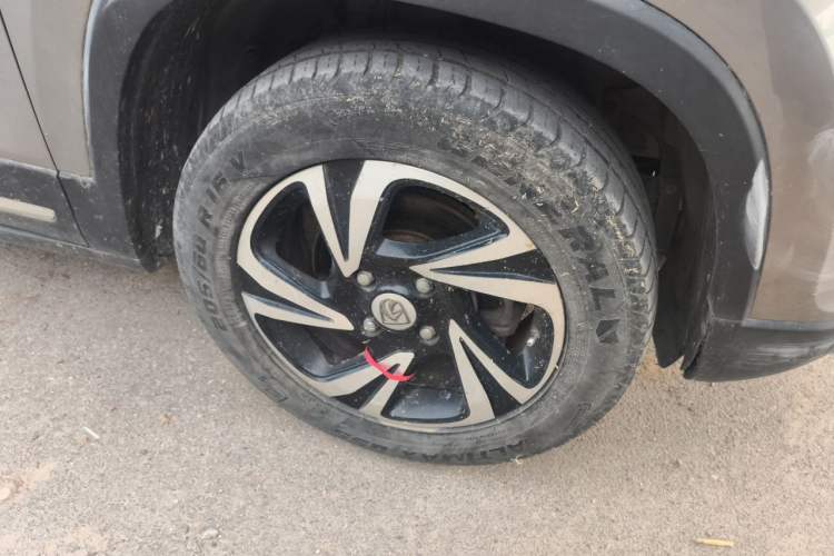 Used Baojun 510 2017 1.5L Manual Luxury Model Right Front Wheel Hub