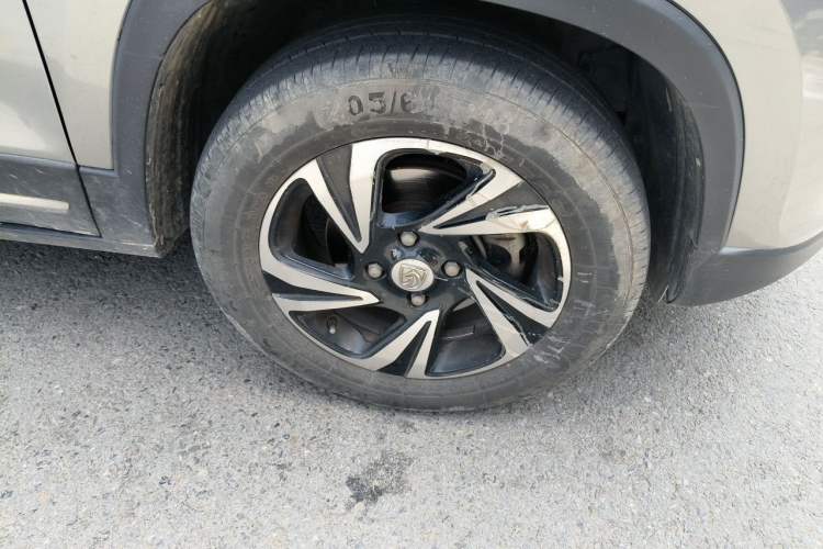 Used Baojun 510 2017 1.5L Manual Luxury Model Right Front Wheel Hub