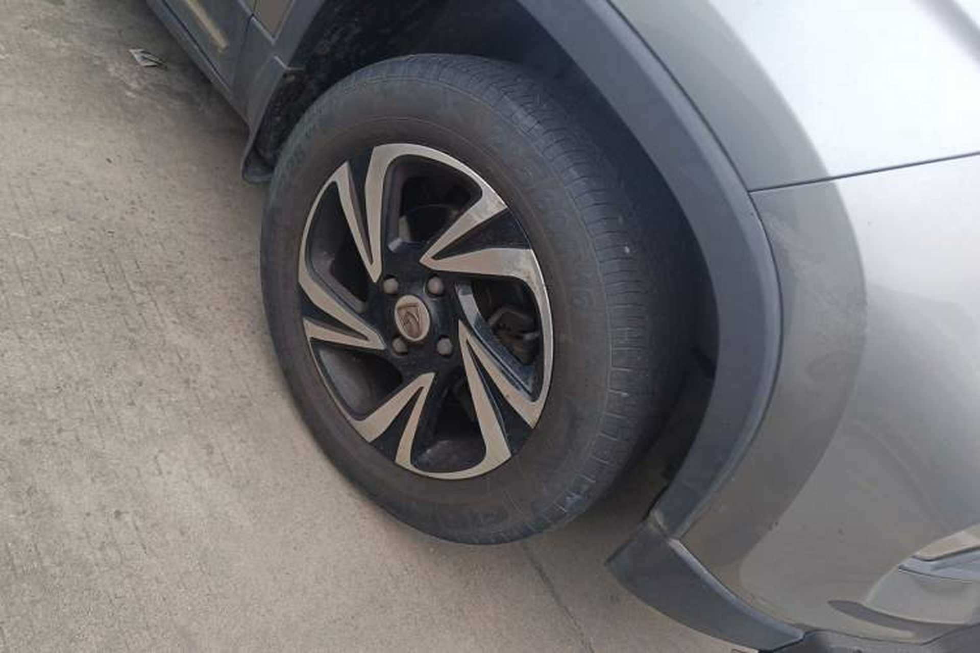 Used Baojun 510 2017 1.5L Manual Luxury Model Right Front Wheel Hub