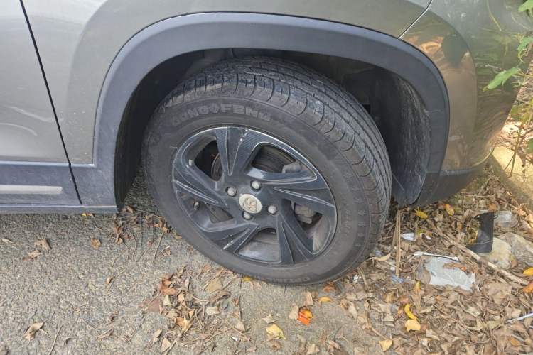 Used Baojun 510 2017 1.5L Manual Luxury Model Right Front Wheel Hub