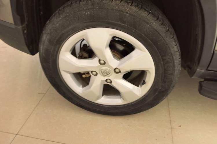 Used Baojun 510 2017 1.5L Manual Fashion Model Right Rear Wheel Hub