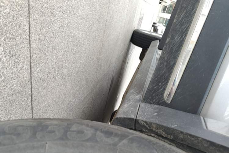 Used Baojun 510 2017 1.5L Automatic Fashion Model Right Side Sill