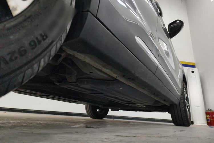Used Baojun 510 2017 1.5L Automatic Luxury Model Right Side Sill