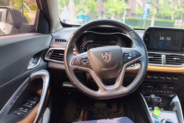 Used Baojun 510 2017 1.5L Automatic Luxury Model Steering Wheel