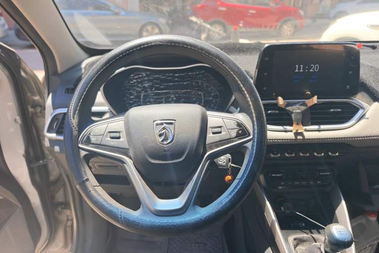Used Baojun 510 2017 1.5L Manual Fashion Model Steering Wheel