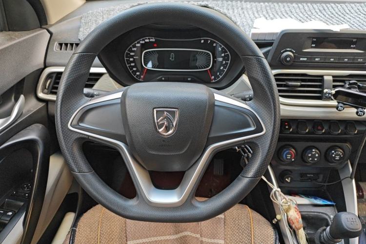 Used Baojun 510 2017 1.5L manual Comfort trim Steering Wheel