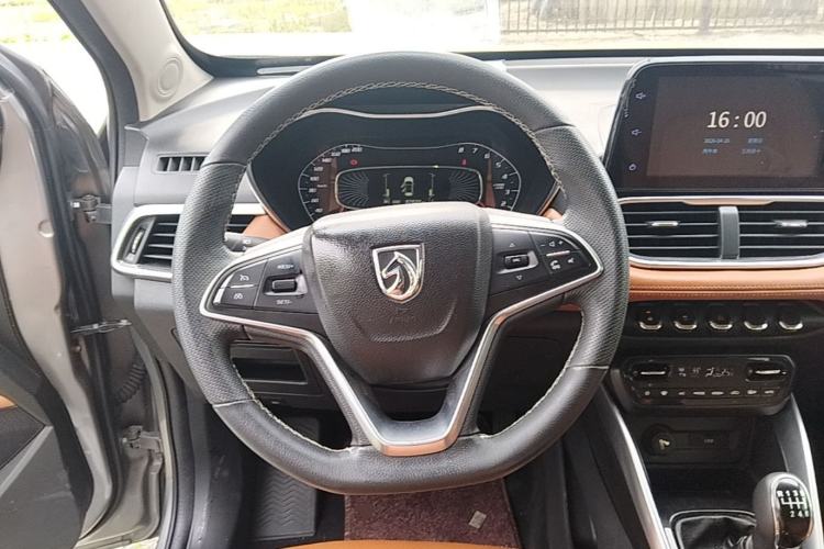 Used Baojun 510 2017 1.5L Manual Luxury Model Steering Wheel