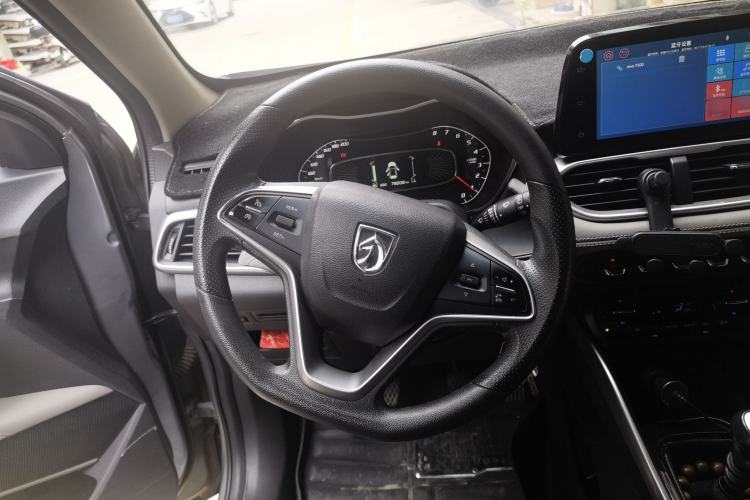 Used Baojun 510 2017 1.5L manual Comfort trim Steering Wheel