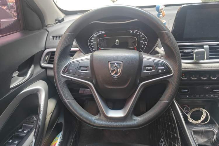 Used Baojun 510 2017 1.5L Manual Fashion Model Steering Wheel