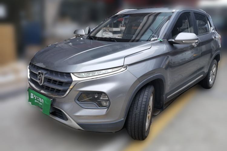 Used Baojun 510 2017 1.5L manual Comfort trim Guazi used car, China used car export, Used car for sale, Used cars, Cheapest cars for sale