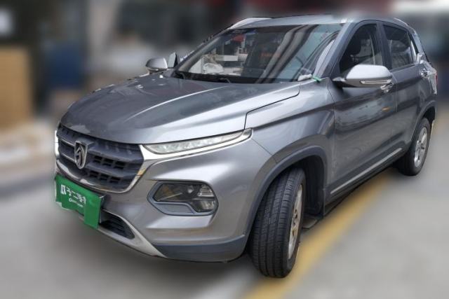 Used Baojun 510 2017 1.5L manual Comfort trim