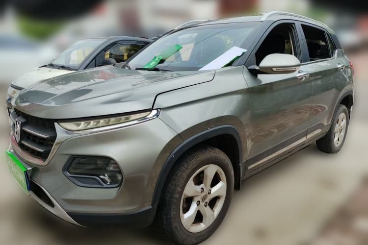 Used Baojun 510 2017 1.5L Manual Fashion Model Guazi used car, China used car export, Used car for sale, Used cars, Cheapest cars for sale