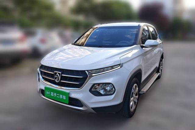 Used Baojun 510 2017 1.5L manual Comfort trim