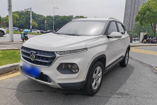 Used Baojun 510 2017 1.5L Automatic Fashion Model