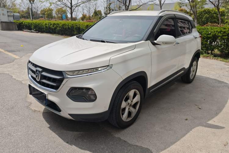 Used Baojun 510 2017 1.5L Manual Fashion Model Guazi used car, China used car export, Used car for sale, Used cars, Cheapest cars for sale