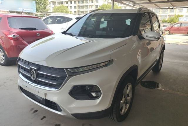 Used Baojun 510 2017 1.5L Manual Fashion Model