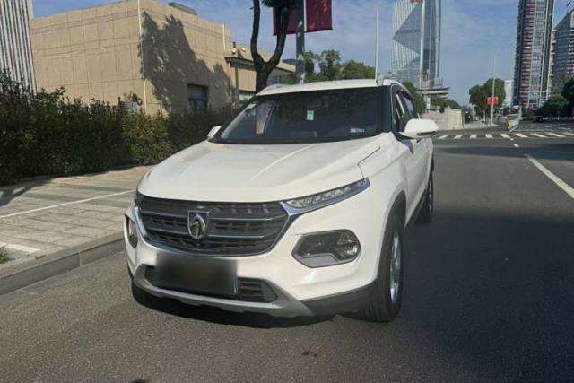 Used Baojun 510 2017 1.5L Manual Fashion Model