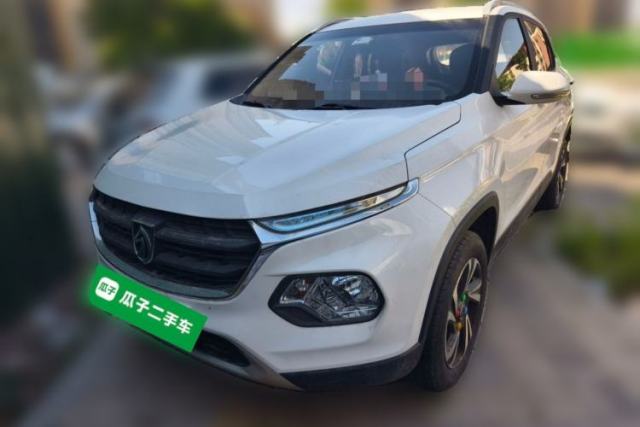 Used Baojun 510 2017 1.5L manual Comfort trim