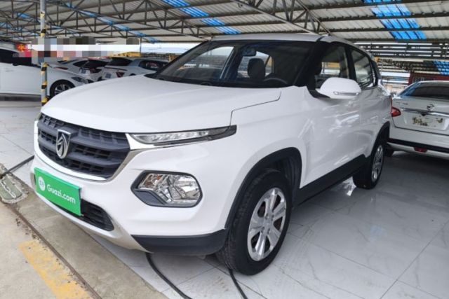 Used Baojun 510 2017 1.5L manual Comfort trim