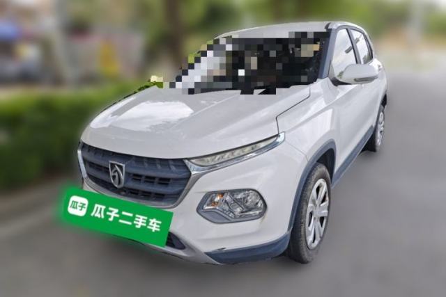 Used Baojun 510 2017 1.5L manual Comfort trim