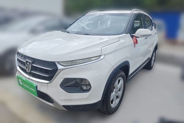Used Baojun 510 2017 1.5L Manual Fashion Model