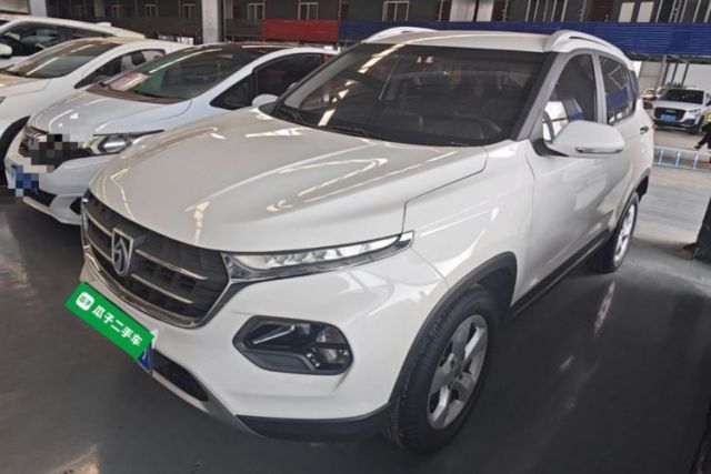 Used Baojun 510 2017 1.5L Automatic Fashion Model