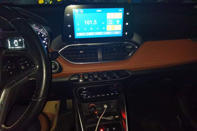Used Baojun 510 2017 1.5L Automatic Luxury Model Audio And AC Panel