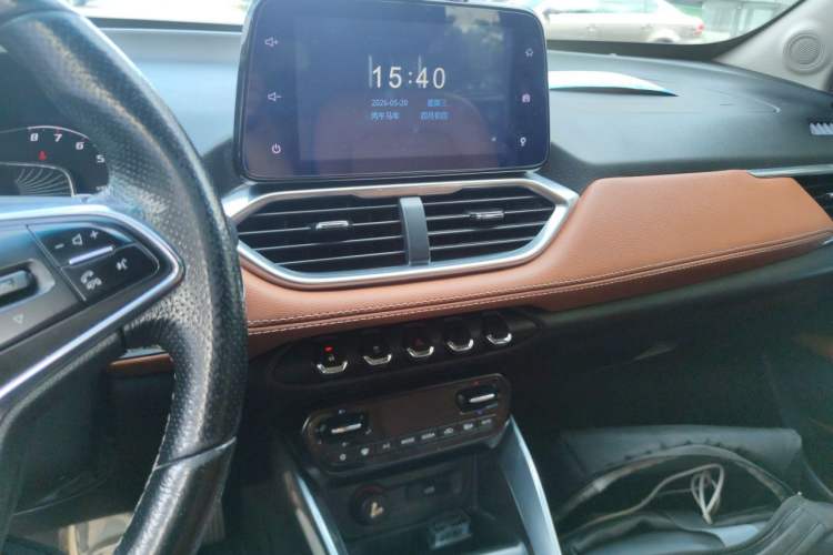Used Baojun 510 2017 1.5L Automatic Luxury Model Audio And AC Panel