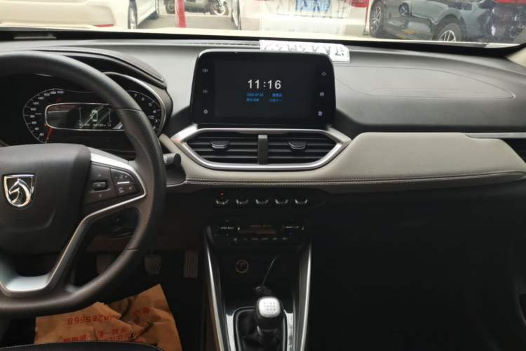 Used Baojun 510 2017 1.5L Manual Fashion Model Audio And AC Panel